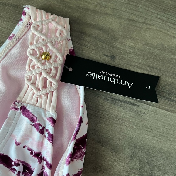 NWT Ambrielle Scrunchy Butt Bikini Bathing Swim Suit *Bottoms Only* - Picture 3 of 5